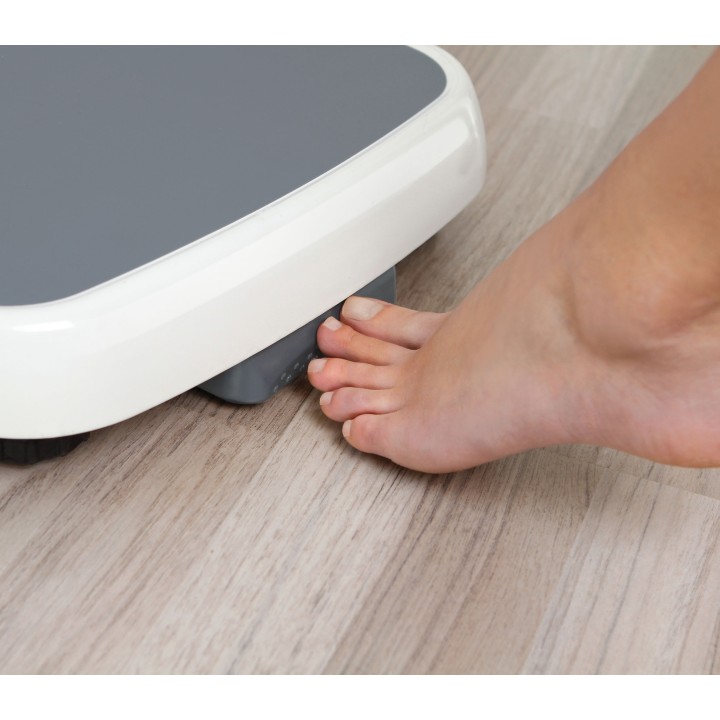 Báscula pesapersonas KERN MPD 250K100M con aprobación médica