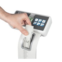 Báscula pesapersonas KERN MPN 200K-1HM WiFi con Tallímetro, extraîble e integrada